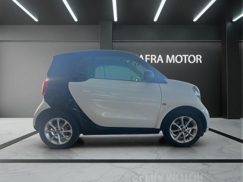 smart fortwo 70 1.0 52kW youngster twinamic