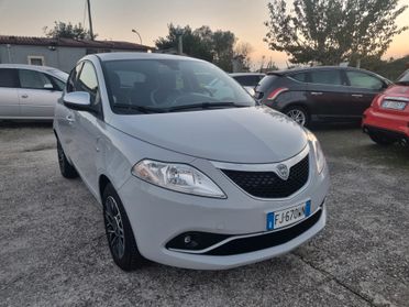 Lancia Ypsilon 1.2 69 CV 5 porte MYA "NEOPATENTATI"