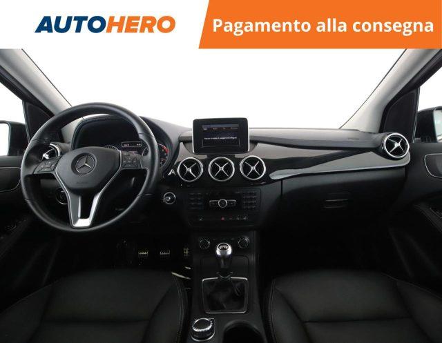 MERCEDES-BENZ B 200 CDI Premium