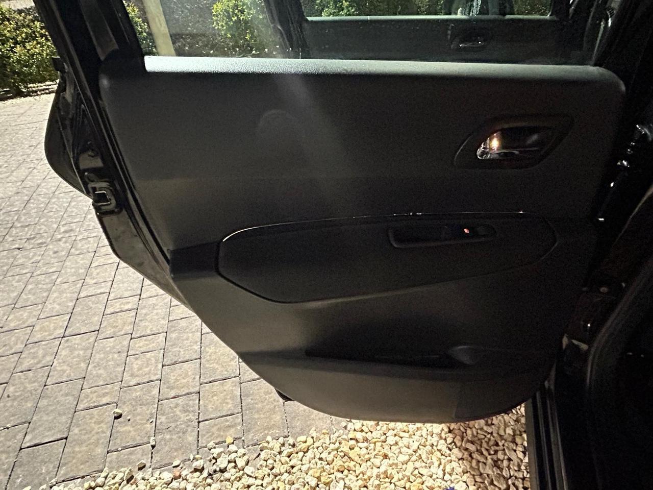 Peugeot 3008 1.6 HDi 110CV Premium