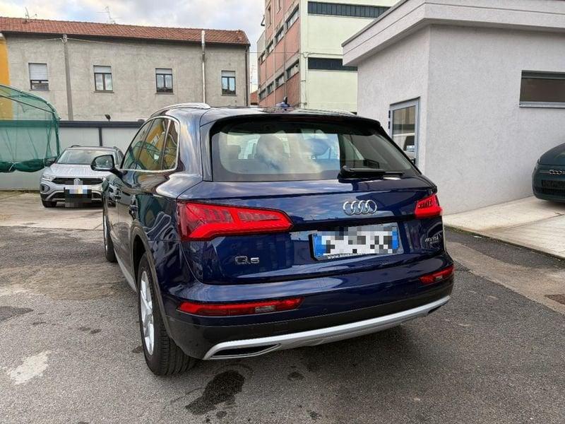 Audi Q5 40 TDI quattro S tronic Business Design