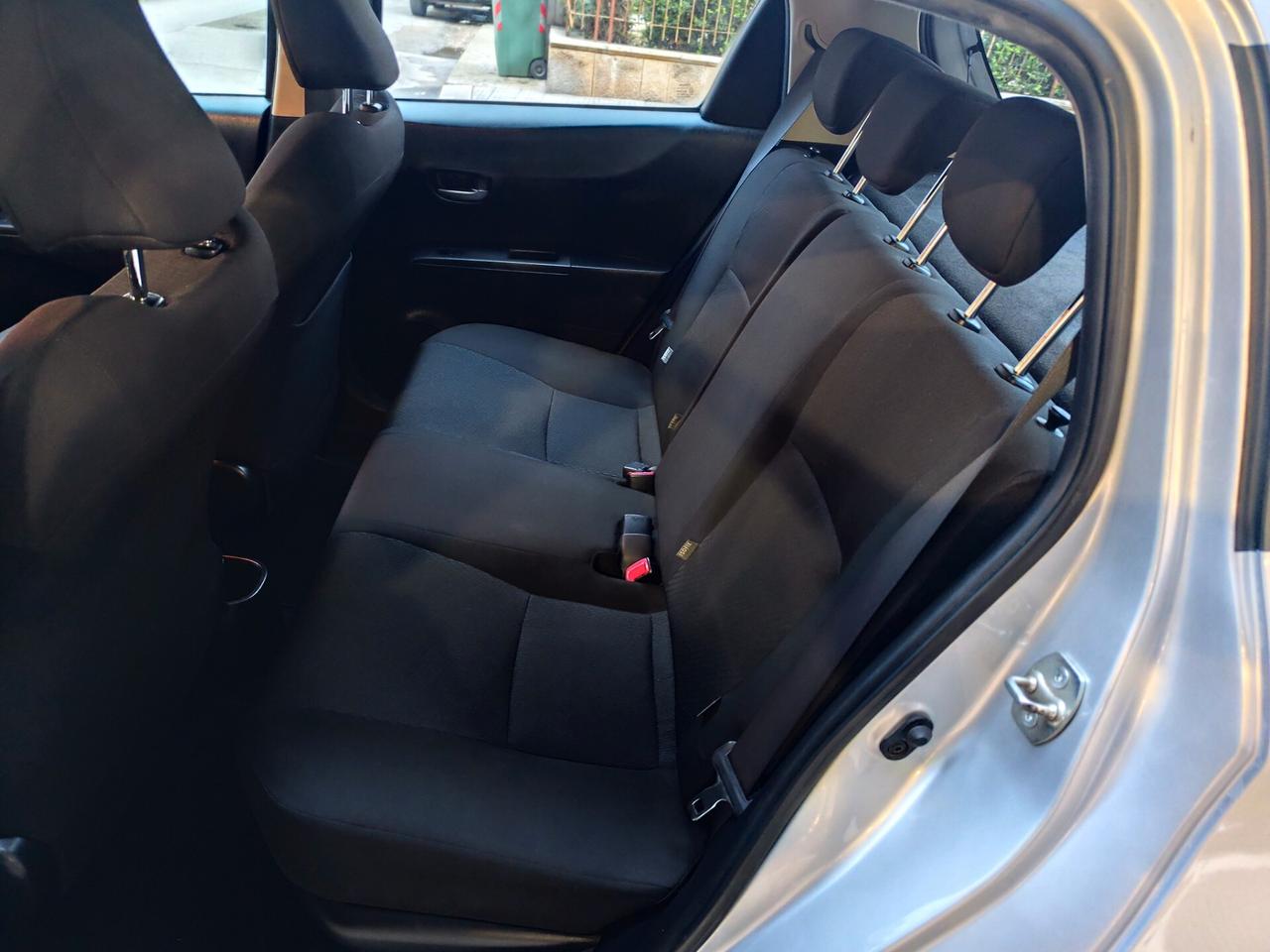 Toyota Yaris 1.5 Hybrid 75CV Lounge