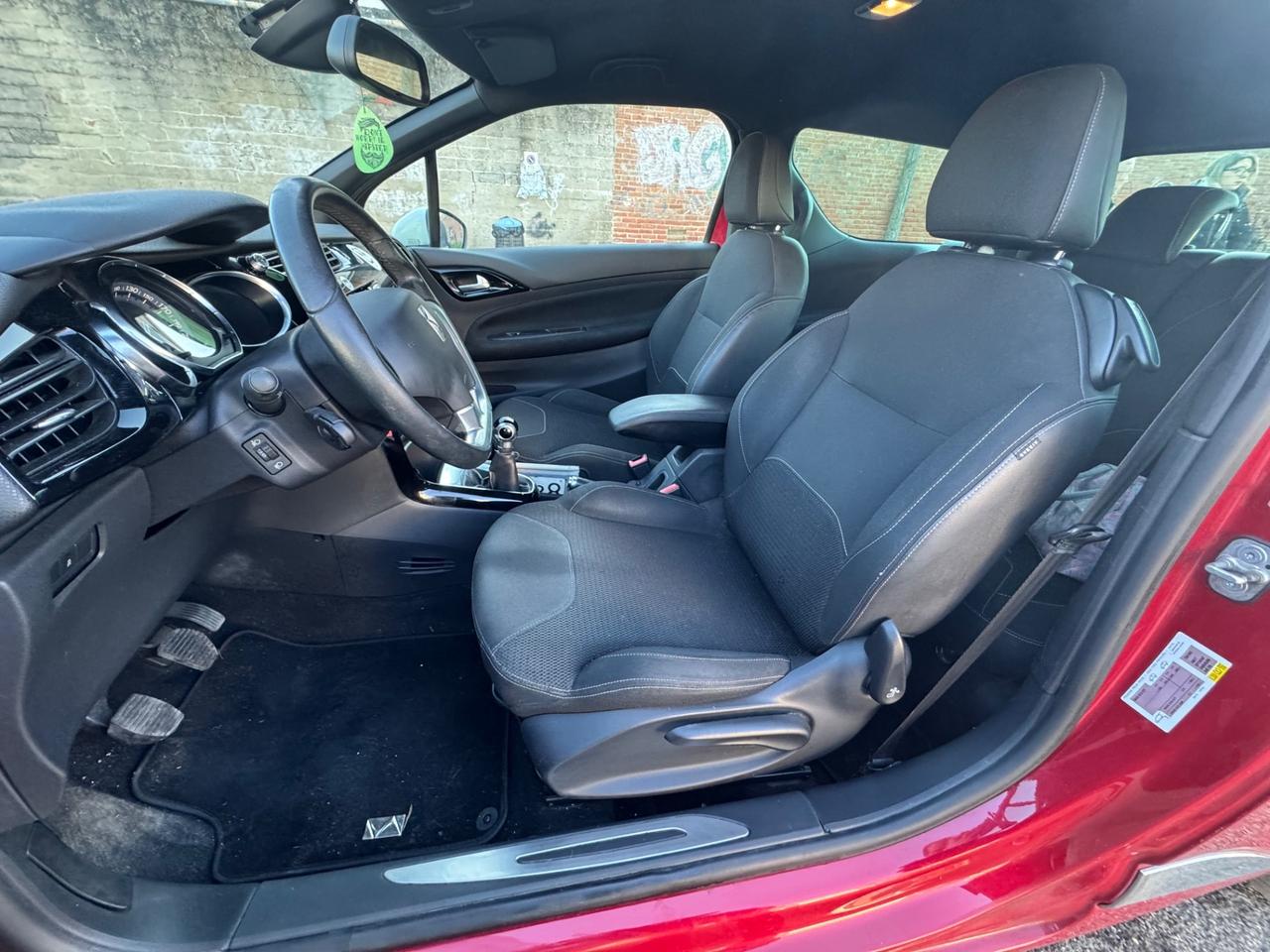 Ds DS3 3 1.2 VTi 82 So Chic