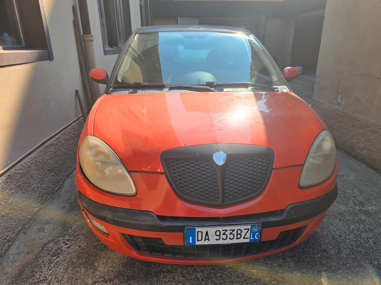 Lancia Ypsilon 1.2 MOMO DESIGN. NEOPATENTATO