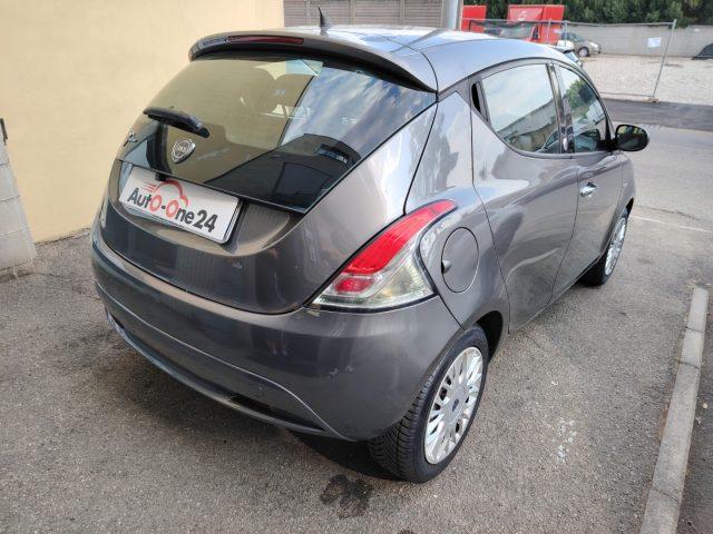 LANCIA Ypsilon 1.2 69 CV 5 porte GPL Ecochic FINANZIABILE