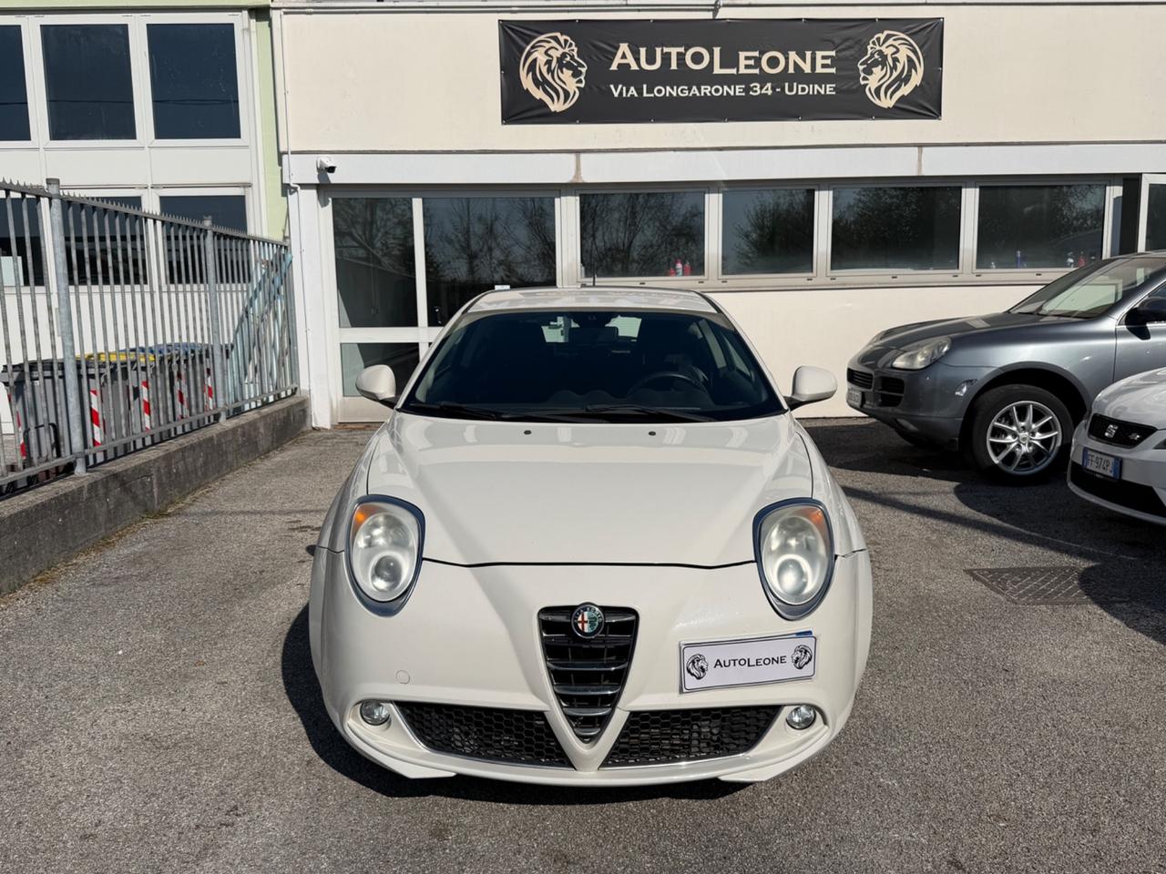 Alfa Romeo MiTo 1.6 JTDm 16V Distinctive Premium Pack