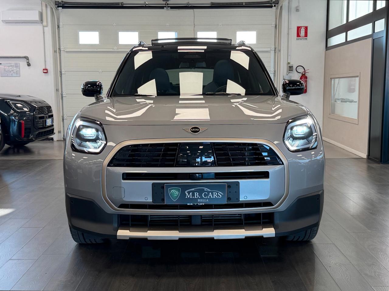Mini One Countryman C Favoured