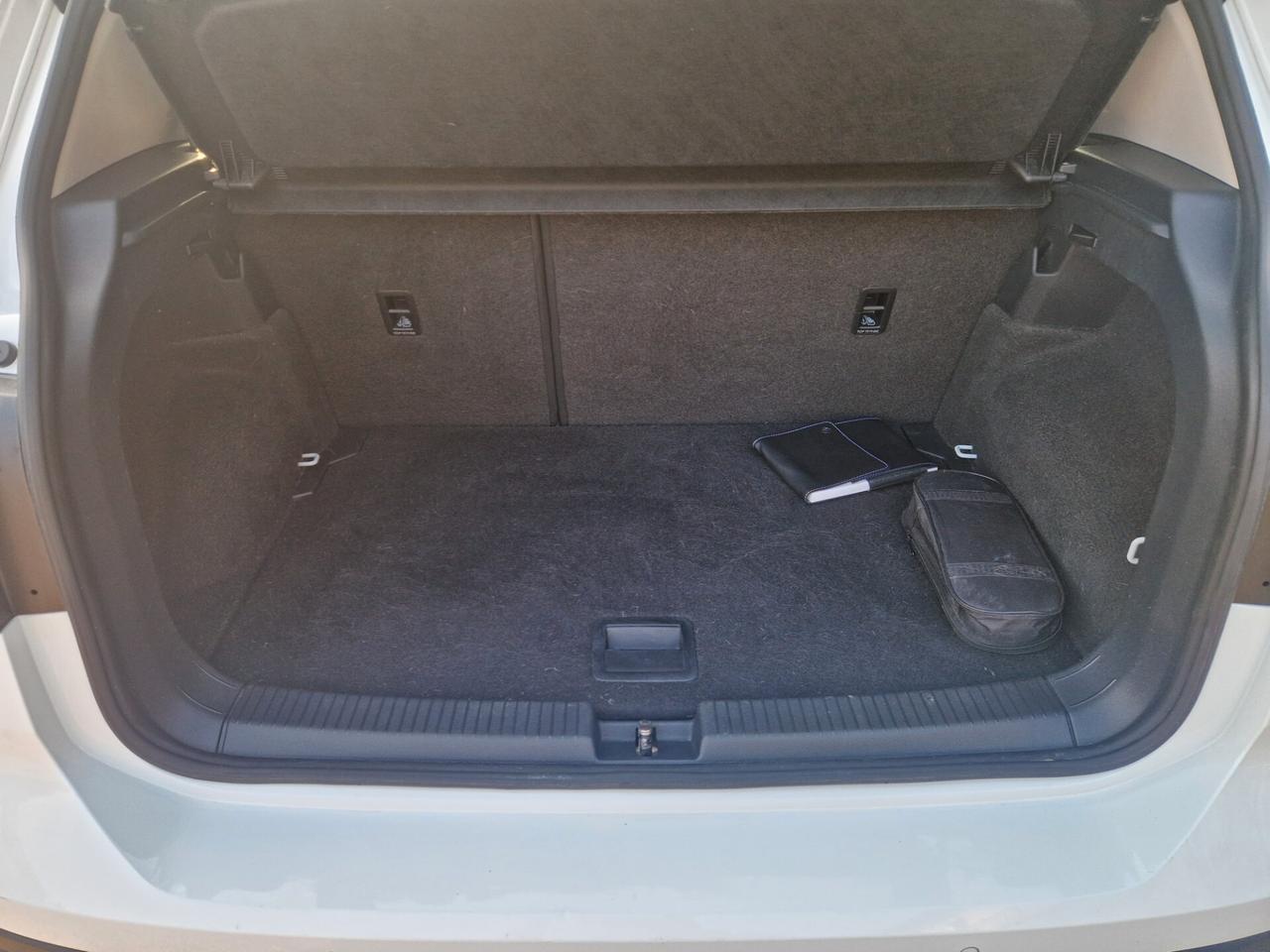 Volkswagen T-Cross 1.6 TDI SCR Style BMT