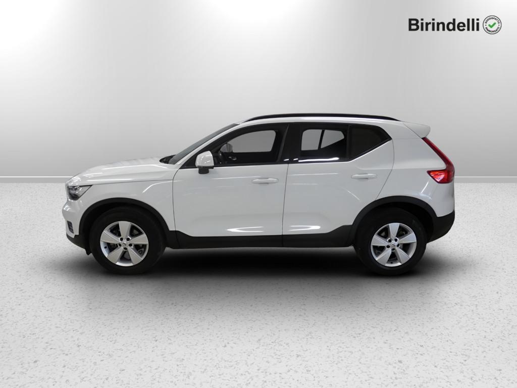 VOLVO XC40 (2017-->) - XC40 D3 Momentum Core