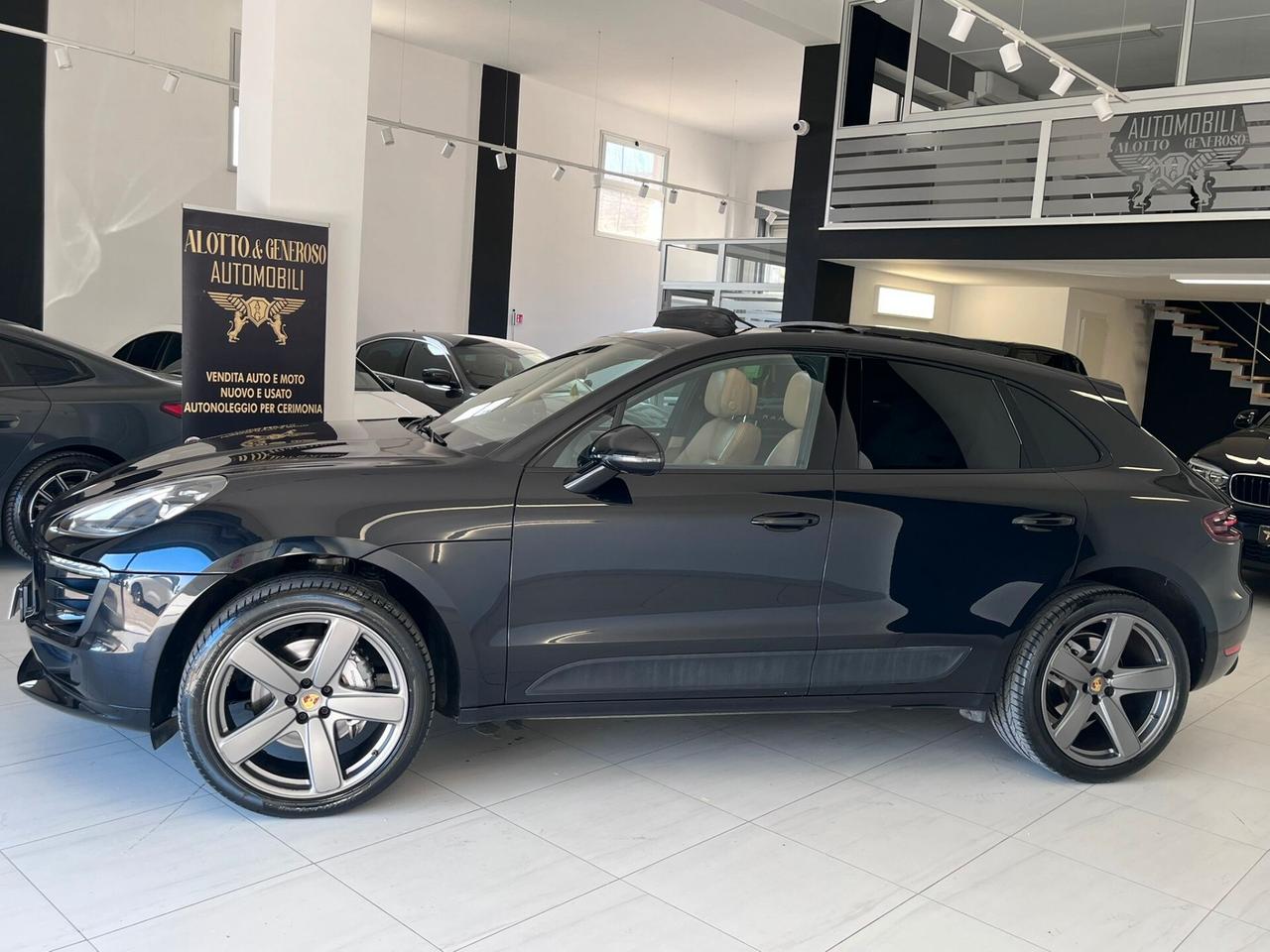 Porsche Macan 3.0 258 CV PDK Tetto Sound 2017