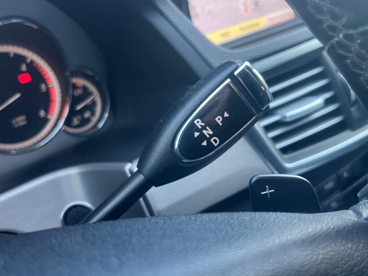 Mercedes-benz E 350 CDI BlueEFFICIENCY Avantgarde AMG