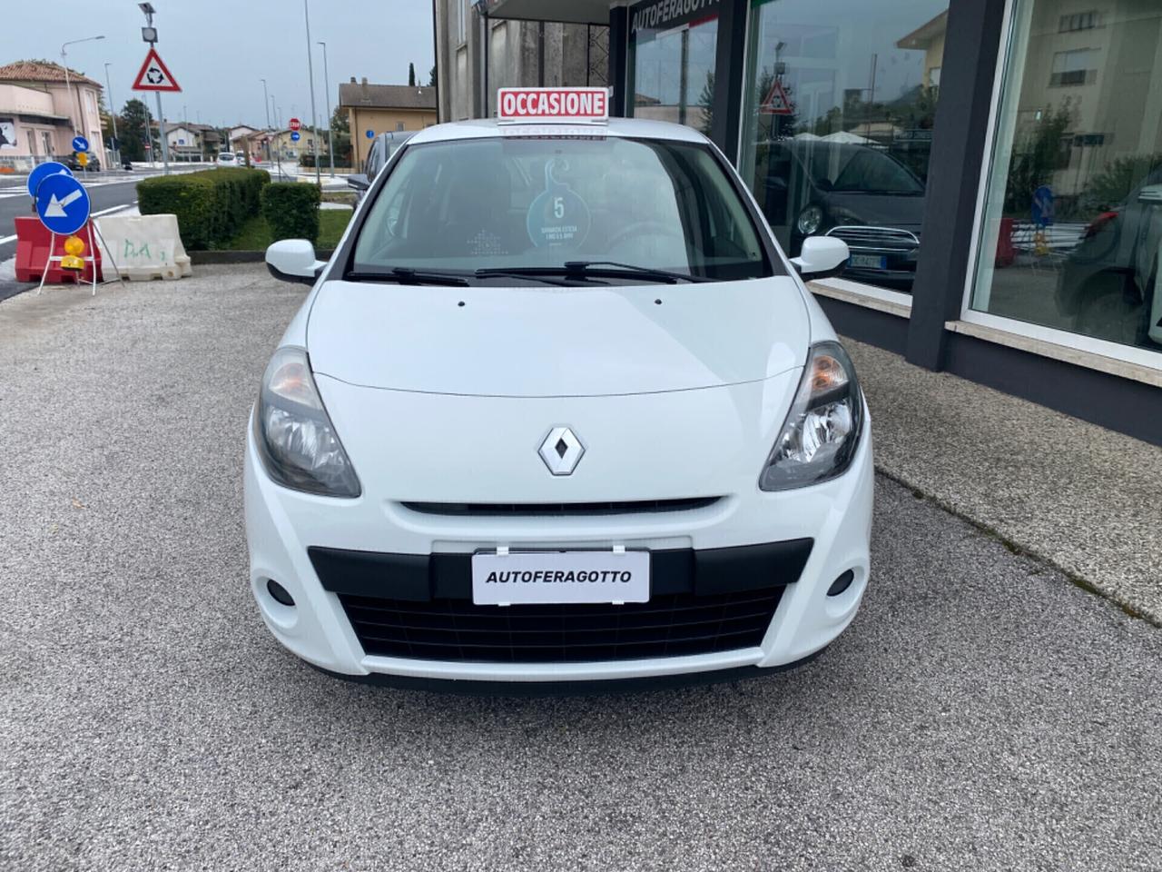Renault Clio 1.2 3 p Yahoo X neopatentati