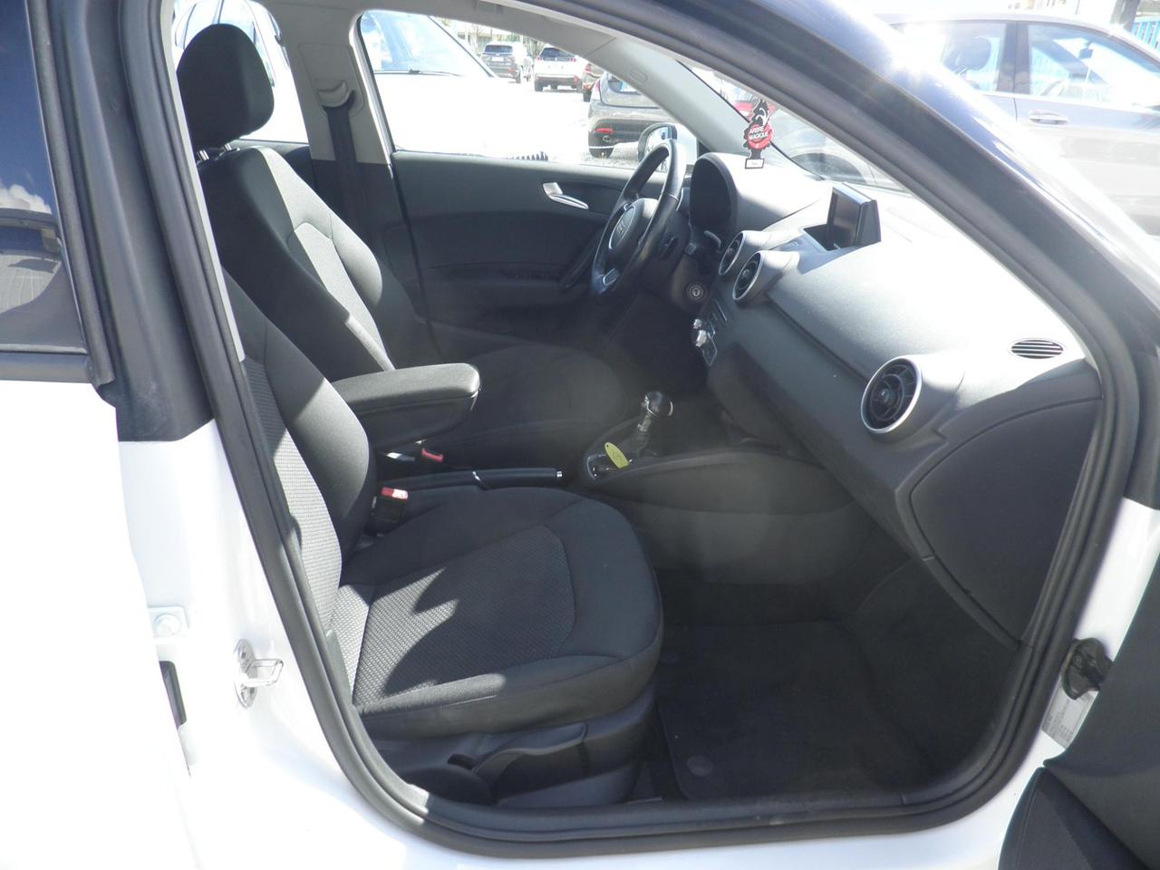 Audi A1 Sportback 1.6 tdi Metal s-tronic