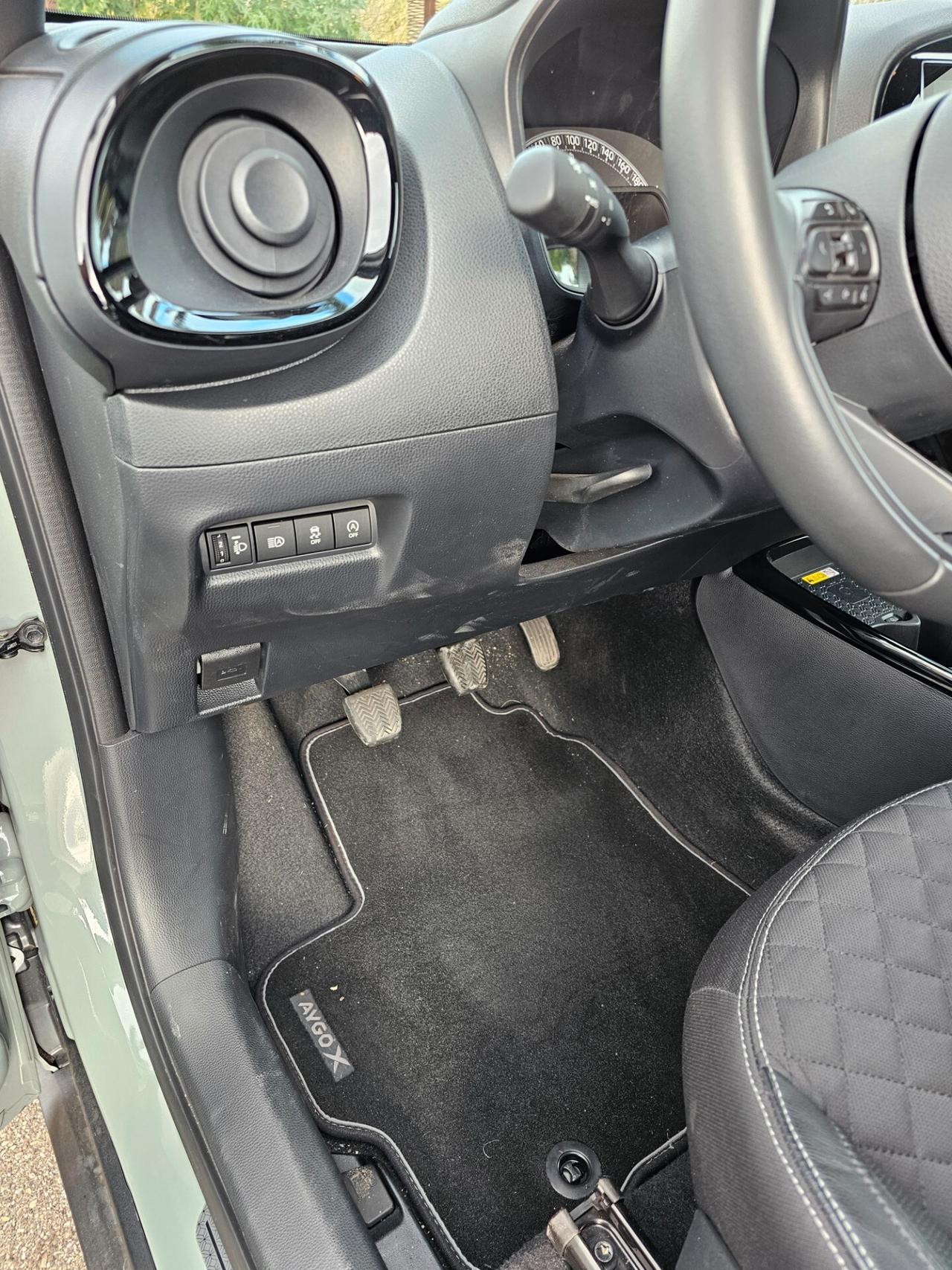 Toyota Aygo X 1.0 VVT-i 72 CV 5 porte Lounge