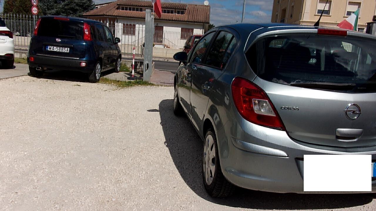 Opel Corsa 1.2 85CV 5 porte GPL-TECH Edition