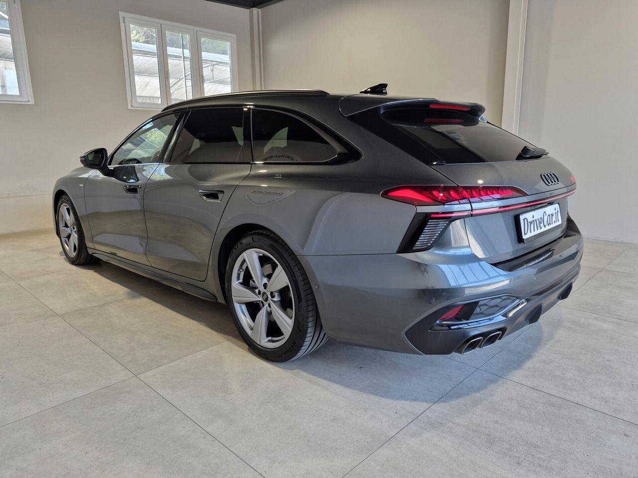 Audi A6 AVANT NEW GENERATION S LINE EDITION TDI S-TRONIC TETTO MATRIX DISPLAY PASS. 360° AUTO UFFICIALE AUDI 1 PROPRIETARIO