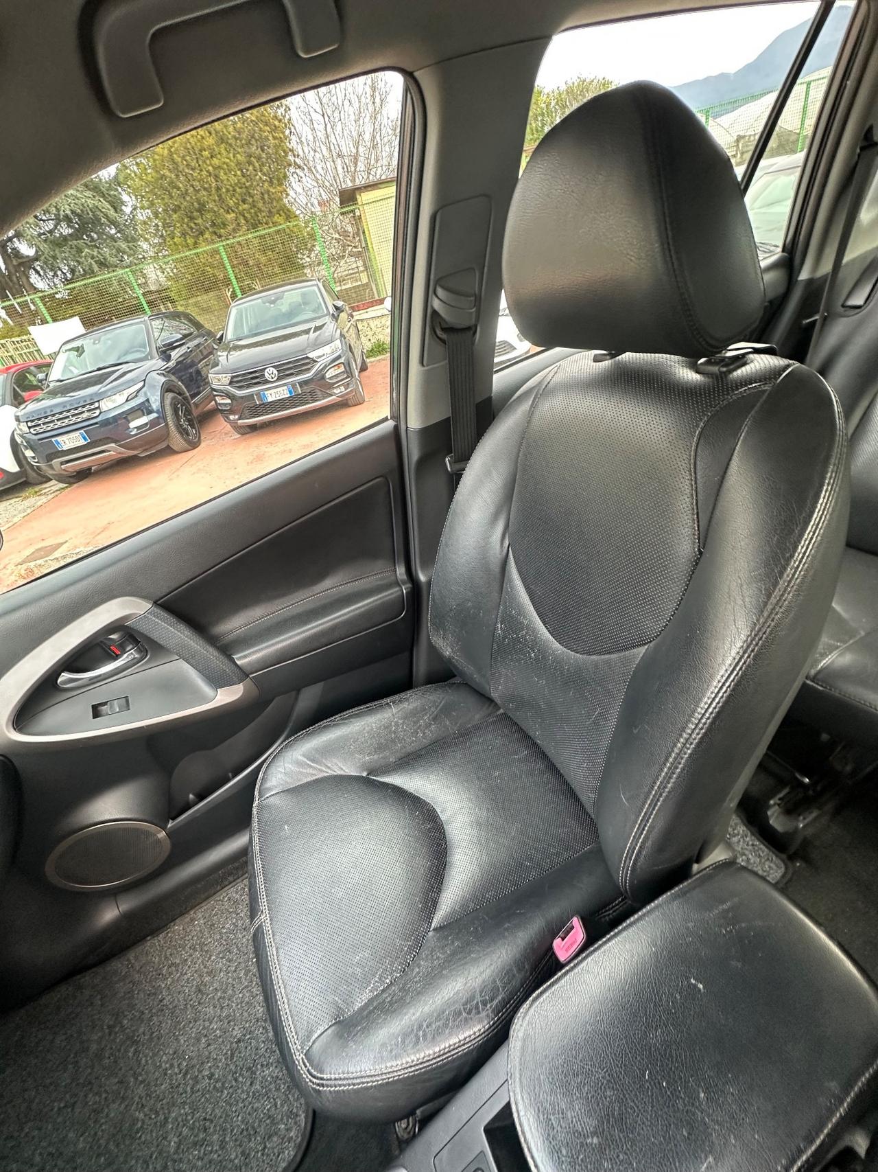 Toyota RAV 4 RAV4 2.2 D-4D 136 CV Luxury