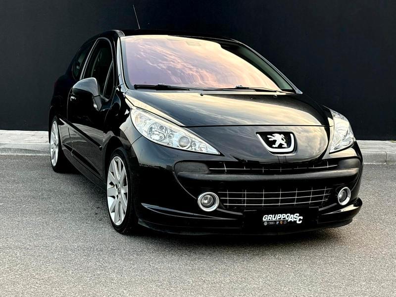 Peugeot 207 3 Porte 1.6 DIESEL 110 CV ADATTA NEOPATENTATI