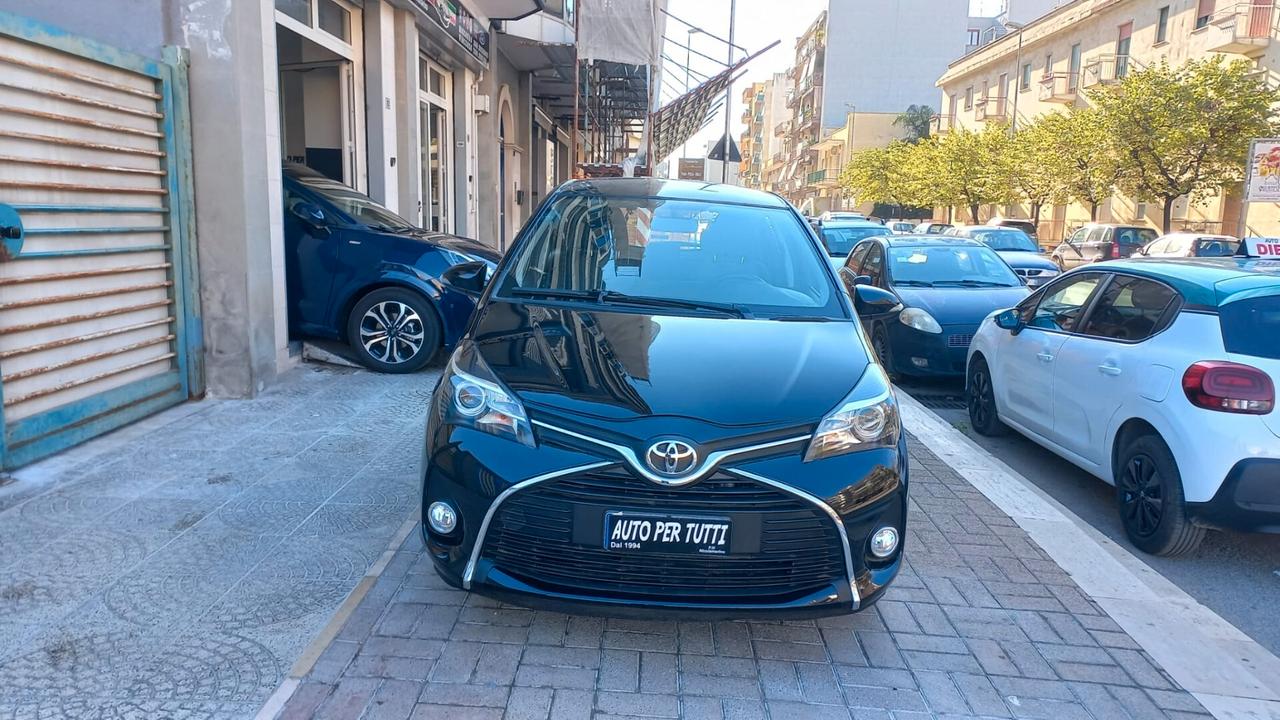 Toyota Yaris 1.4 D-4D 5 porte Lounge