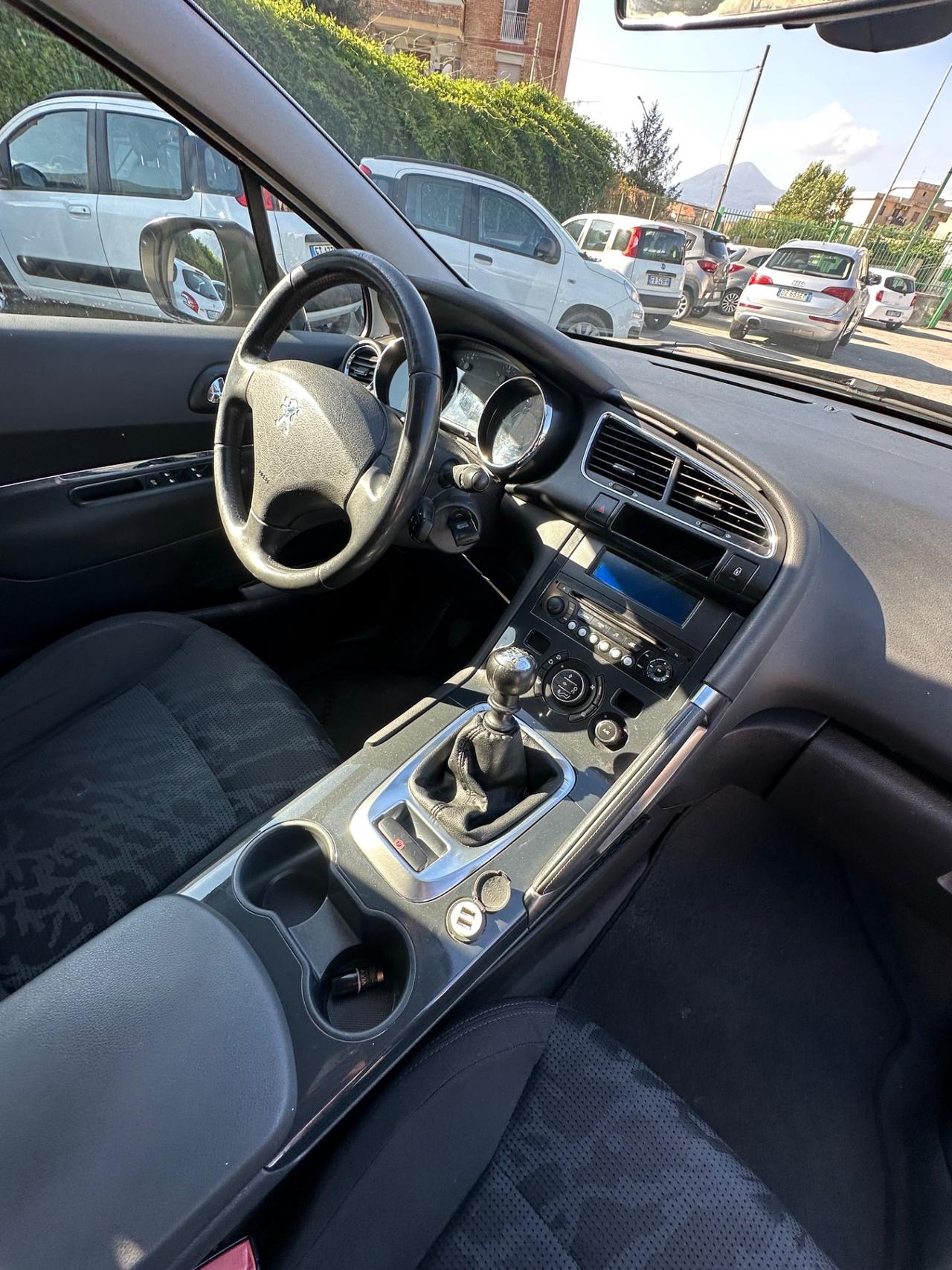 Peugeot 3008 1.6 HDi 112CV Business