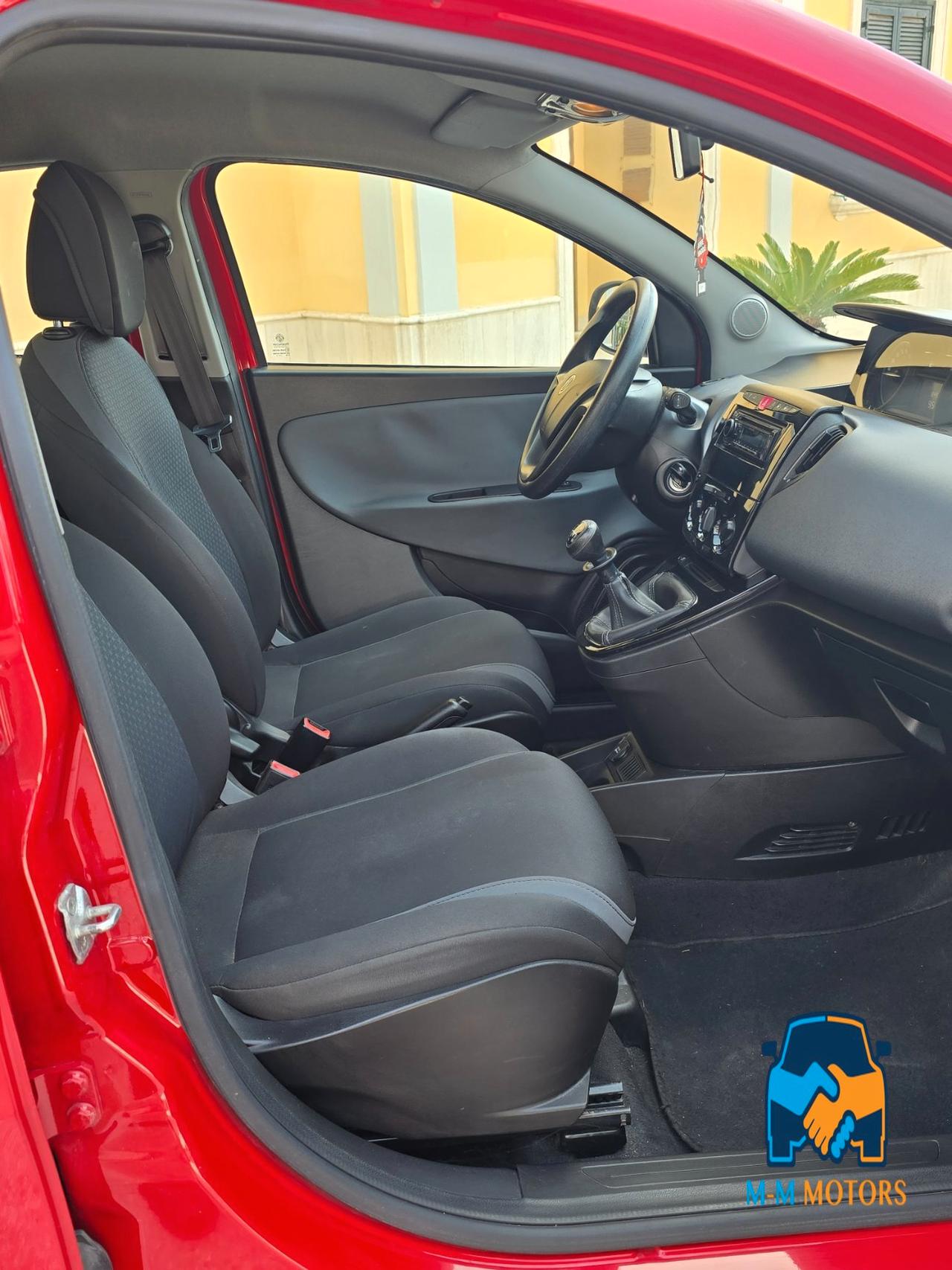 Lancia Ypsilon 5 Porte Ypsilon 0.9 t.air Silver ecochic metano 80cv