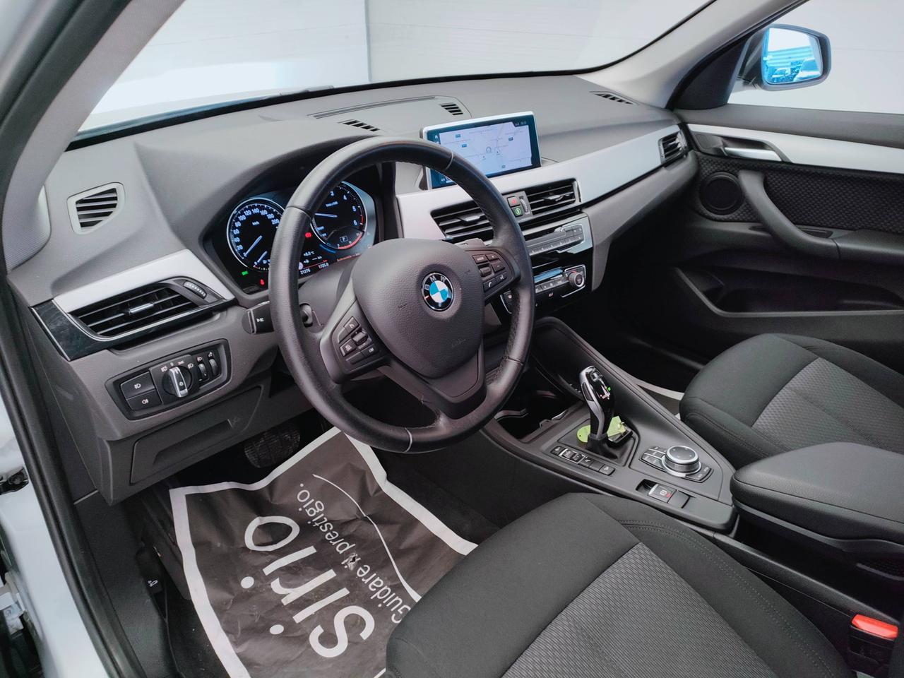 BMW X1 F48 2019 - X1 xdrive18d Advantage auto