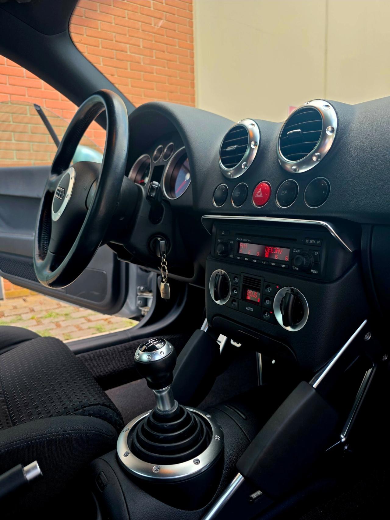 Audi TT coupe' 77.000 km UniPro Top Conditions