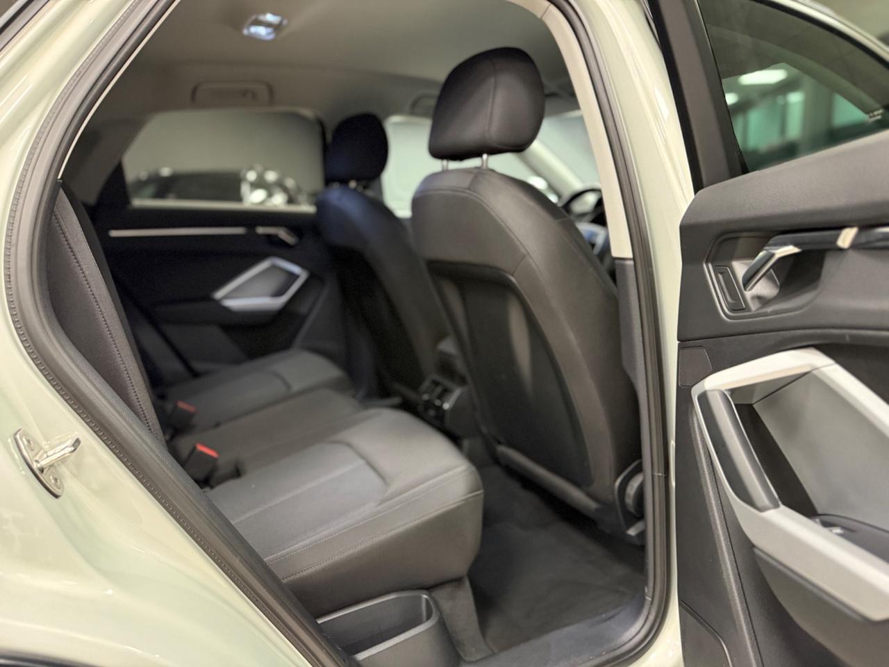 Audi Q3 SPB 35 TDI quattro S tronic Business Plus