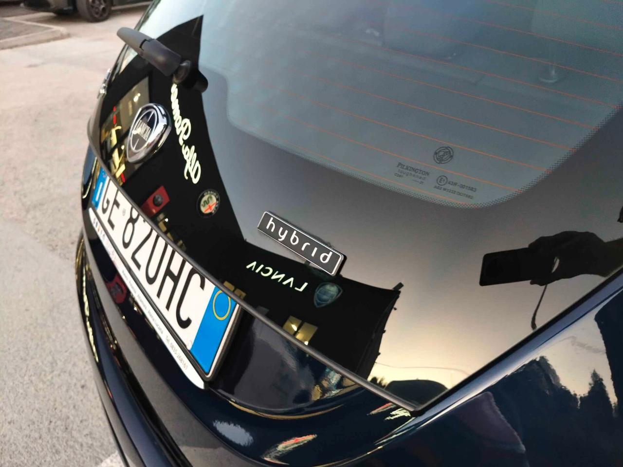 Lancia Ypsilon 1.0 FireFly 5 porte S&S Hybrid Ecochic Gold