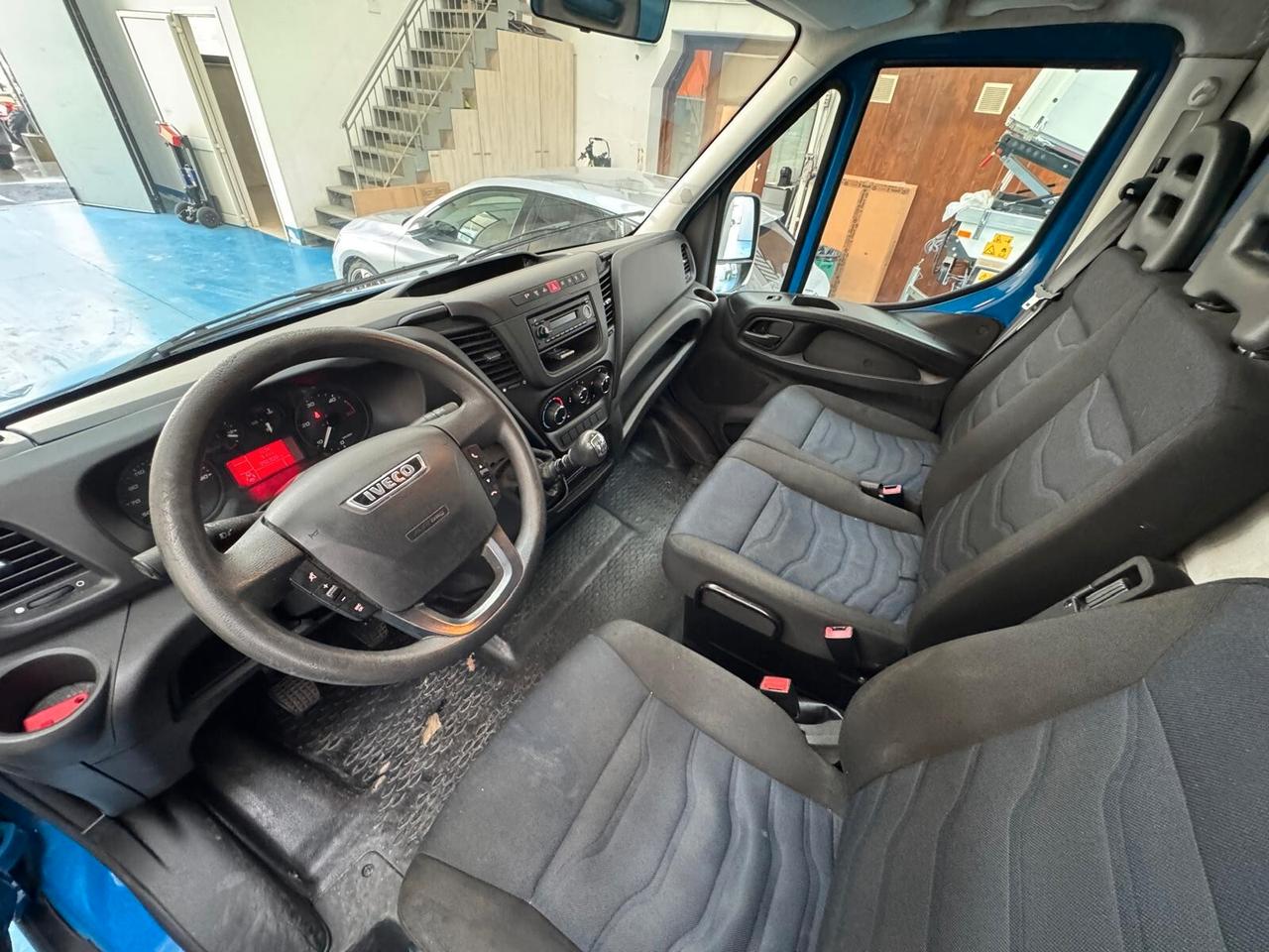 Iveco Daily 35C16 - Furgone con Sponda Idraulica Anteo - 2019