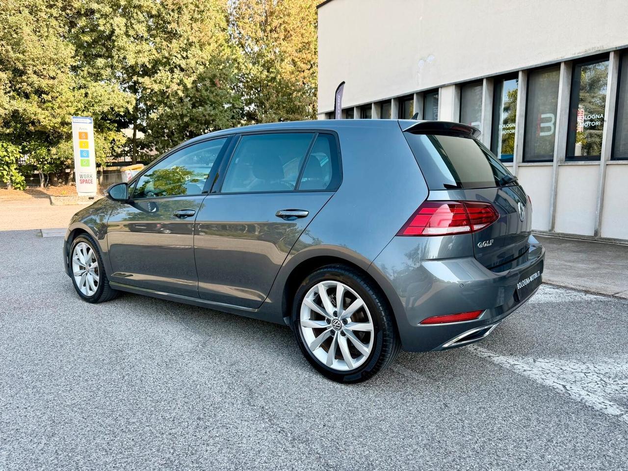 Volkswagen Golf 2.0 TDI 5p. Highline BlueMotion Technology