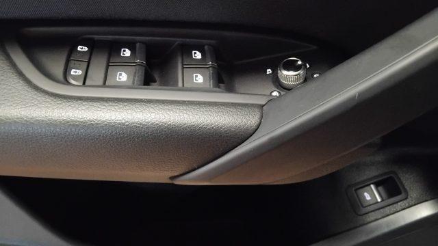 AUDI Q5 40 TDI quattro S tronic Business Advanced MHEV