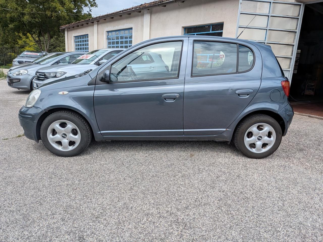 TOYOTA YARIS 1.0 65CV 5 PORTE