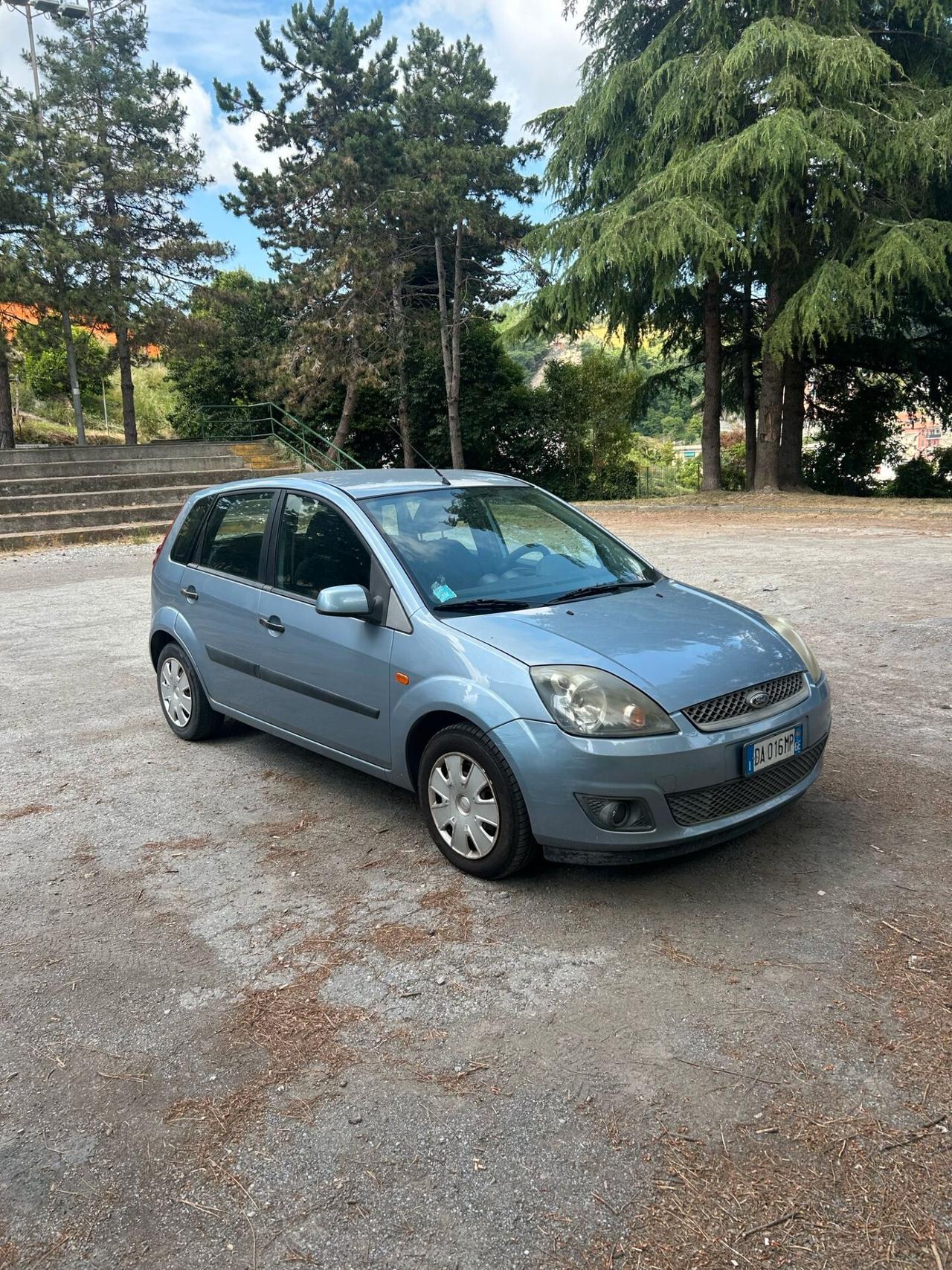 Ford Fiesta 1.4 TDCi 5p. Ghia