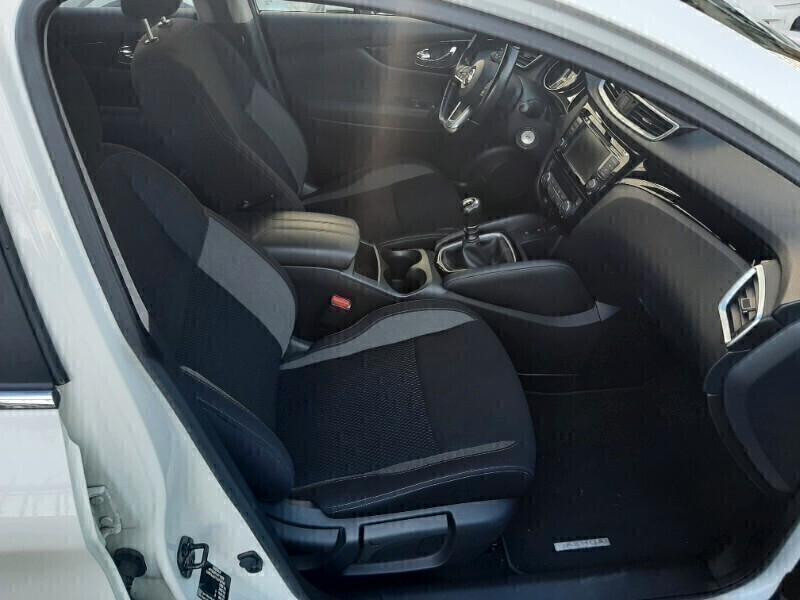 Nissan Qashqai 1.5 dCi *FULL OPT.* da VETRINA