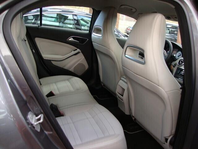 Mercedes-benz A 200 CDI BlueEFFICIENCY Executive