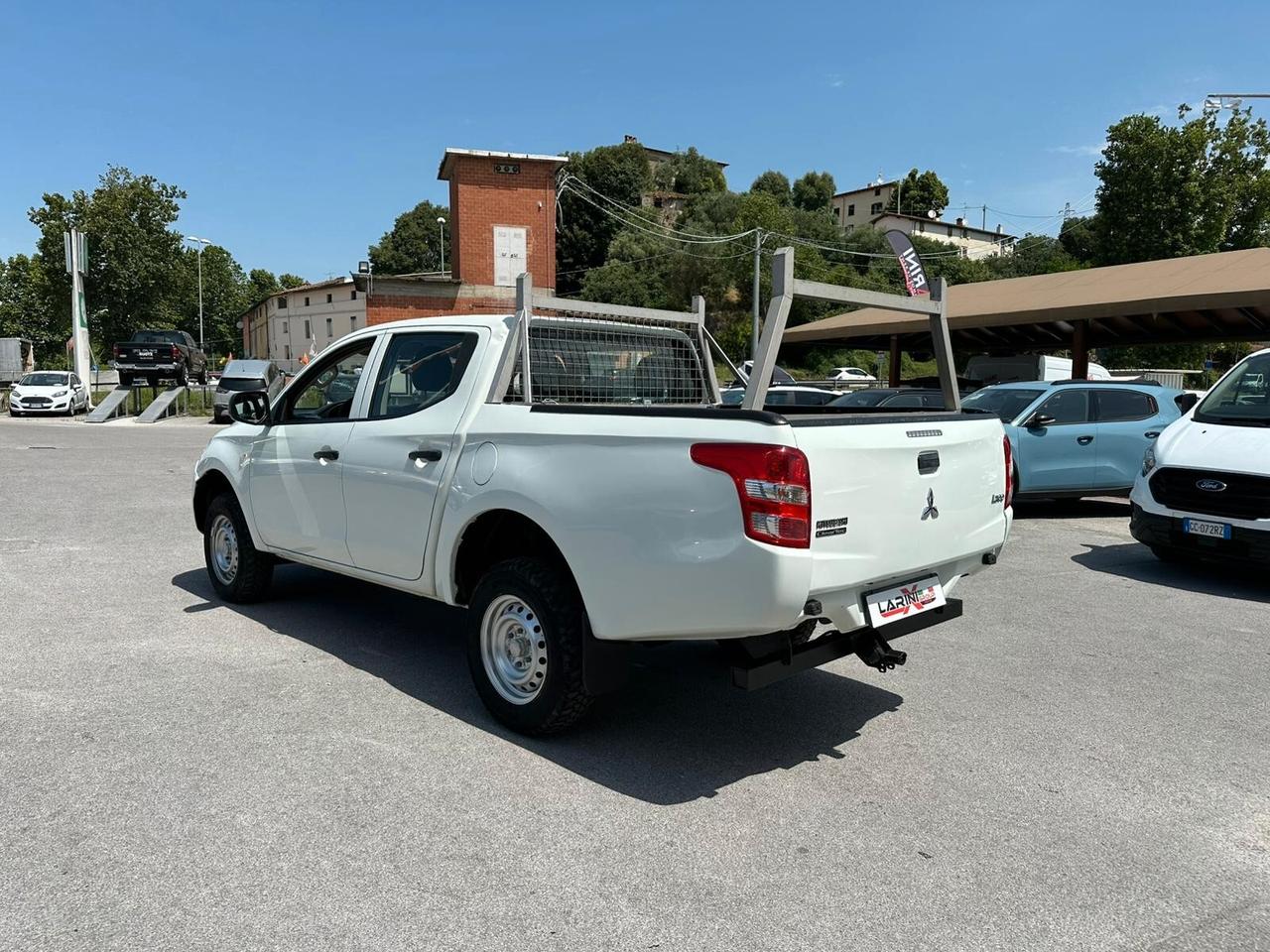 Mitsubishi L200 2.4 DI-D/154CV Double Cab Invite