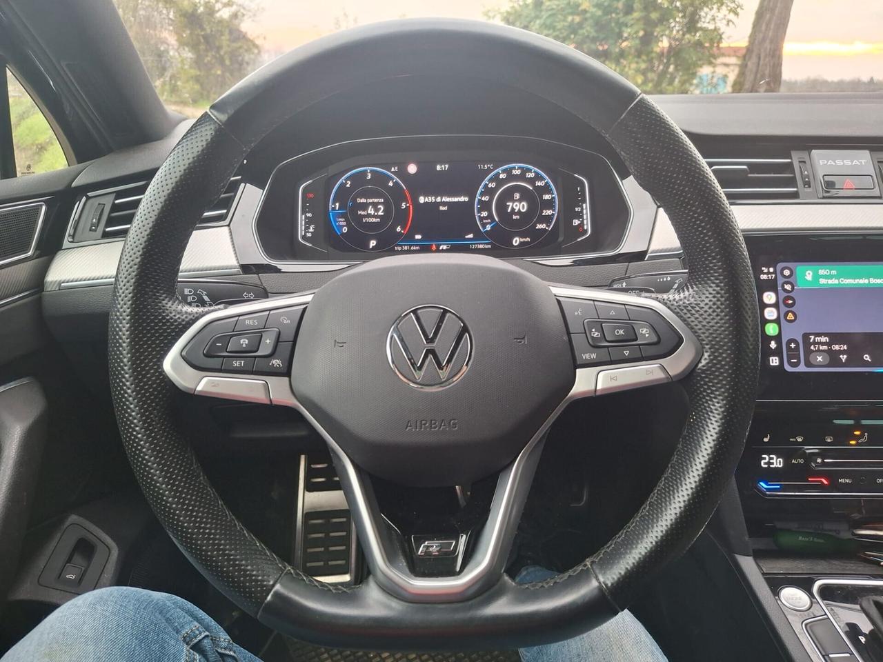 Volkswagen Passat Variant 2.0 TDI R Line 200 CV DSG Executive