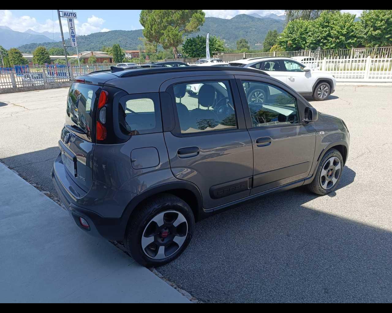 FIAT Panda III 2021 - Panda 1.0 firefly hybrid City Cross s&s 70cv