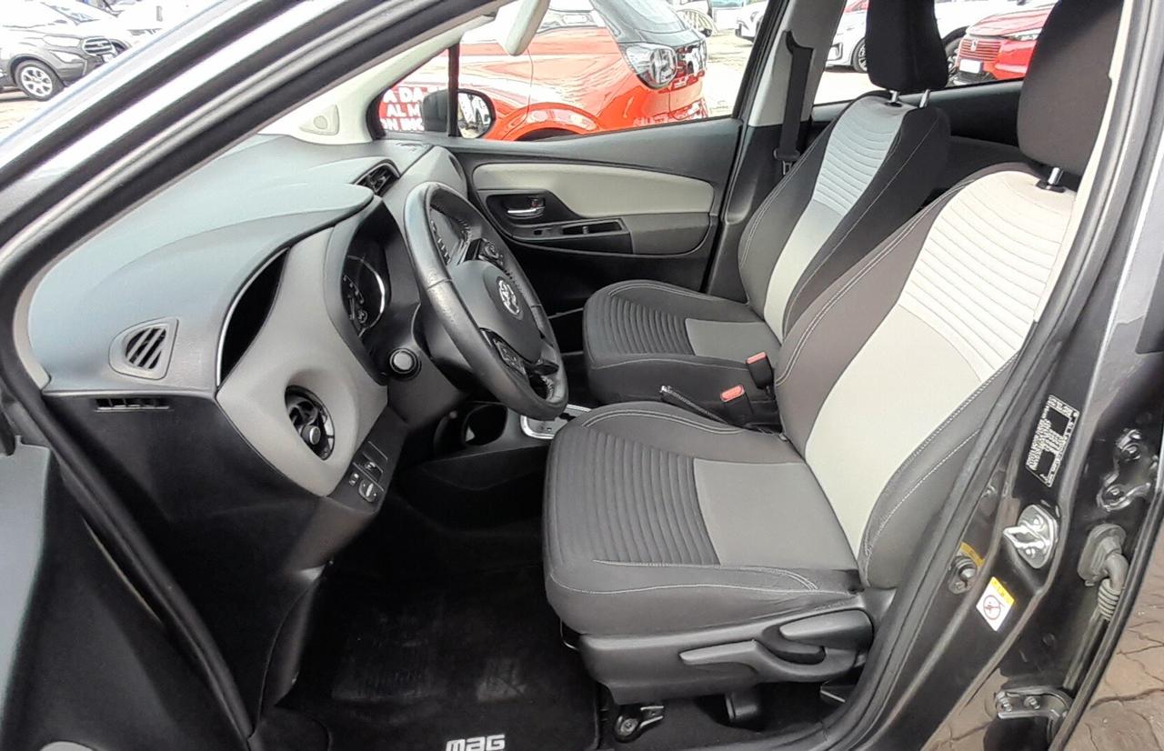 Toyota Yaris 1.5 Hybrid 5 porte Active "IVA ESPOSTA"