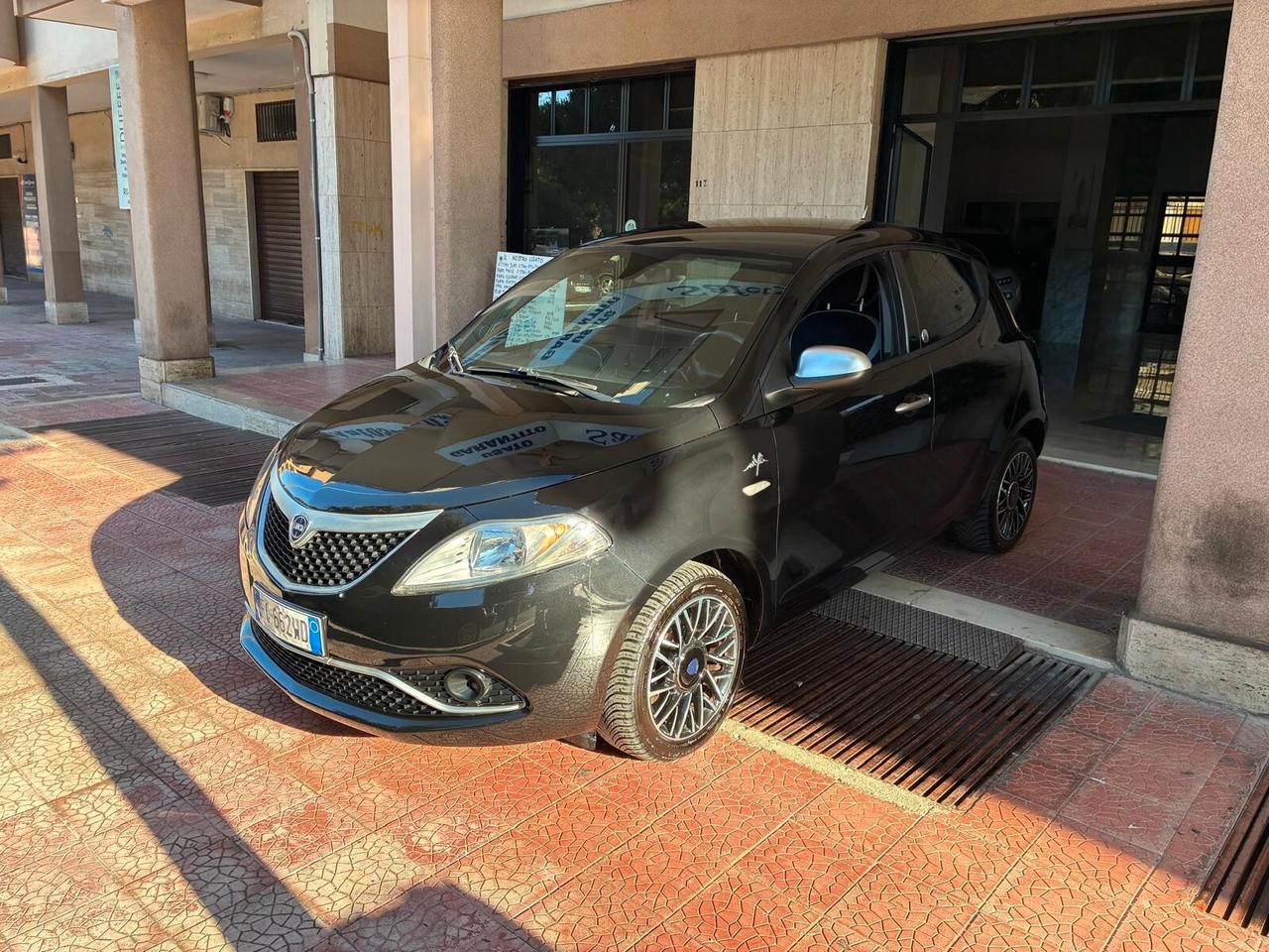Lancia Ypsilon 1.2 GPL 5 porte-2017