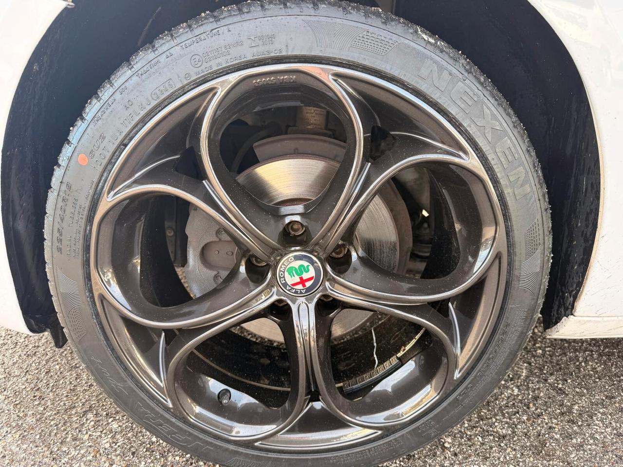 Alfa Romeo Giulietta 1.6 JTDm 120 CV cerchi 18" QV