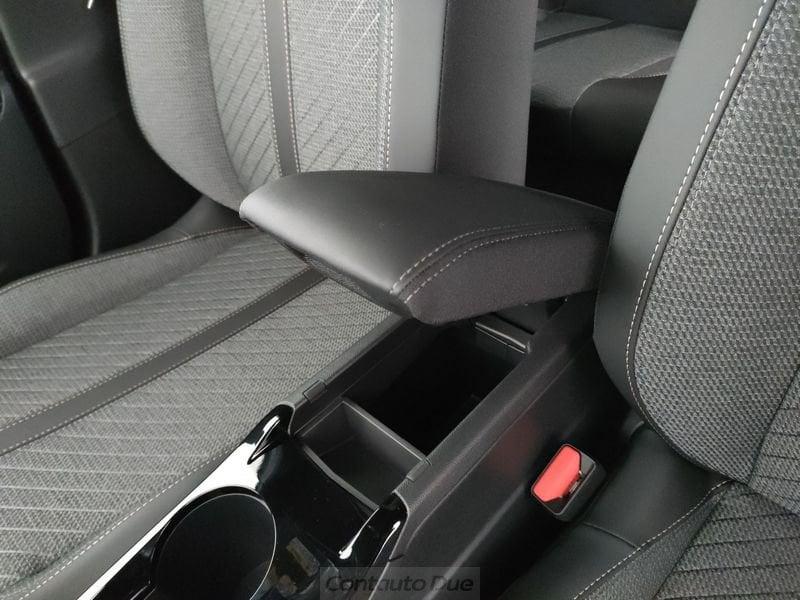 Peugeot 2008 2008 1.2 hybrid Allure 145cv e-dcs6