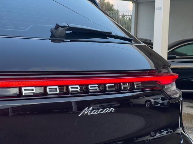 PORSCHE Macan 2.0. 245 PDK