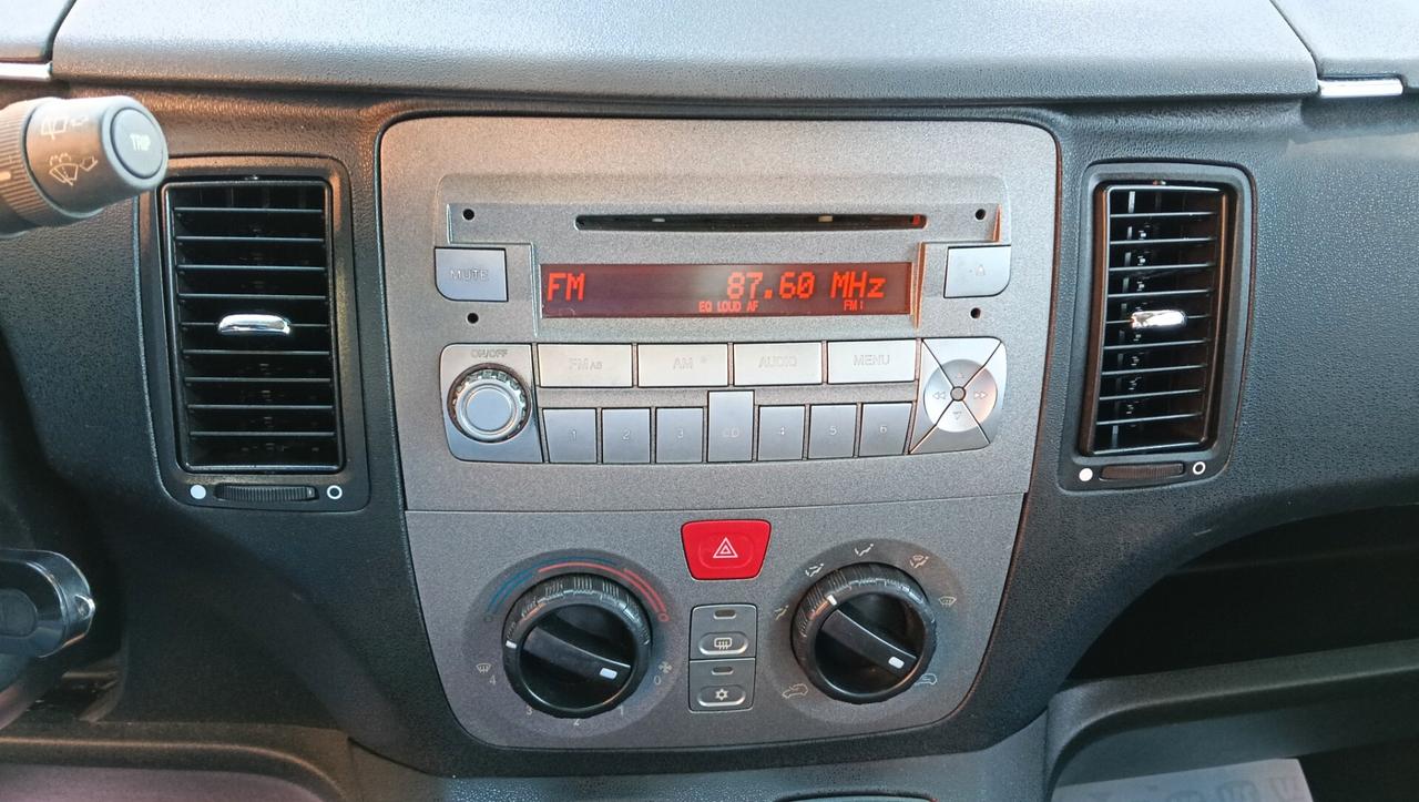 LANCIA MUSA 1.4 B/GPL C. MADRE -2012