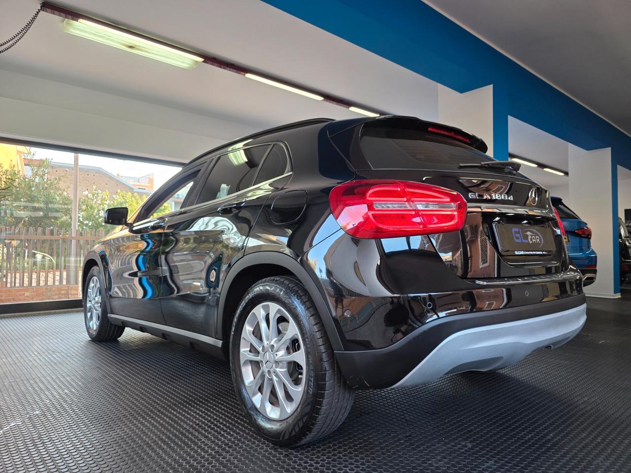 Mercedes-benz GLA180d Sport TETTO 89000km