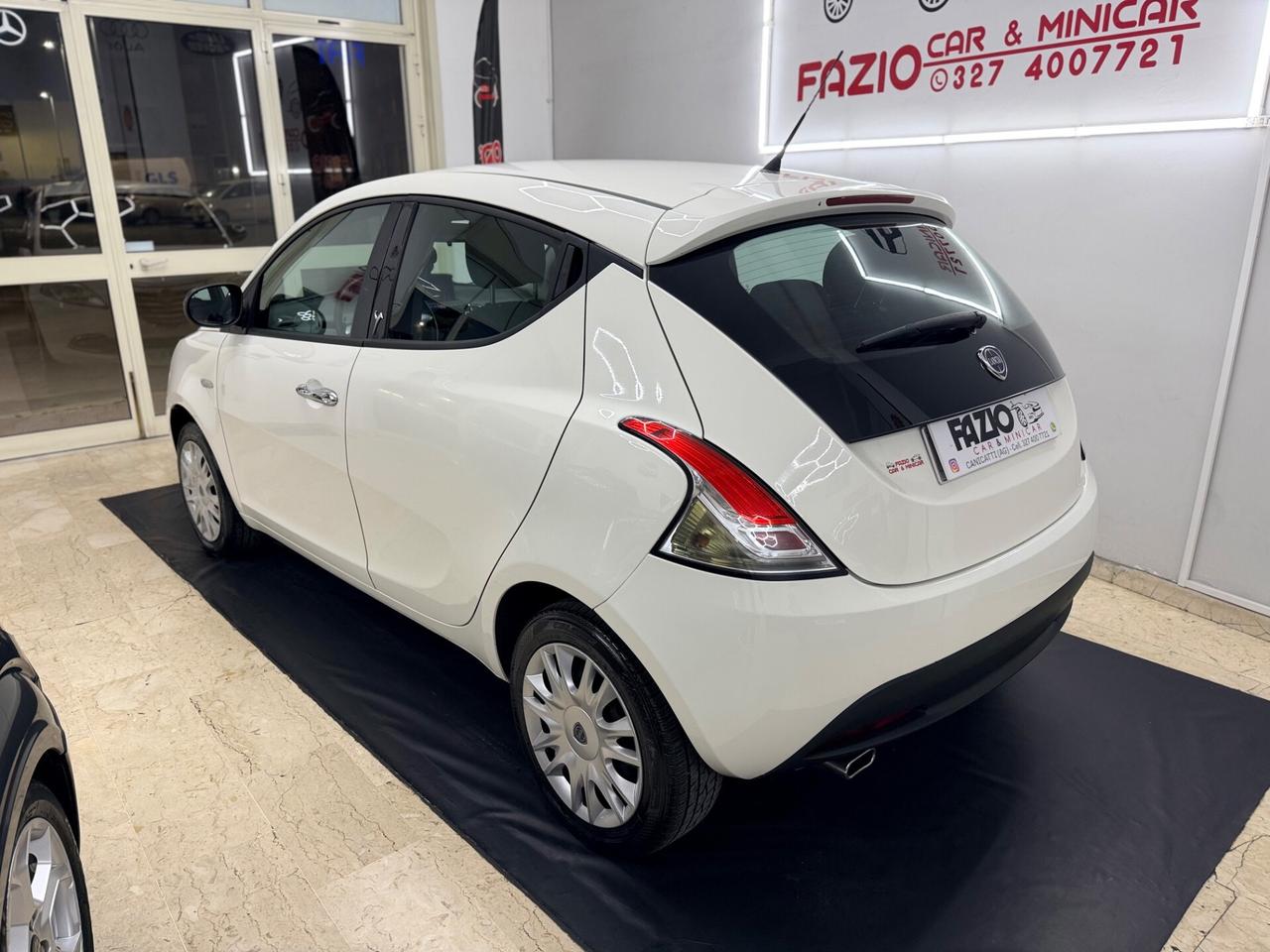 Lancia Ypsilon 1.3 MJT 95Cv