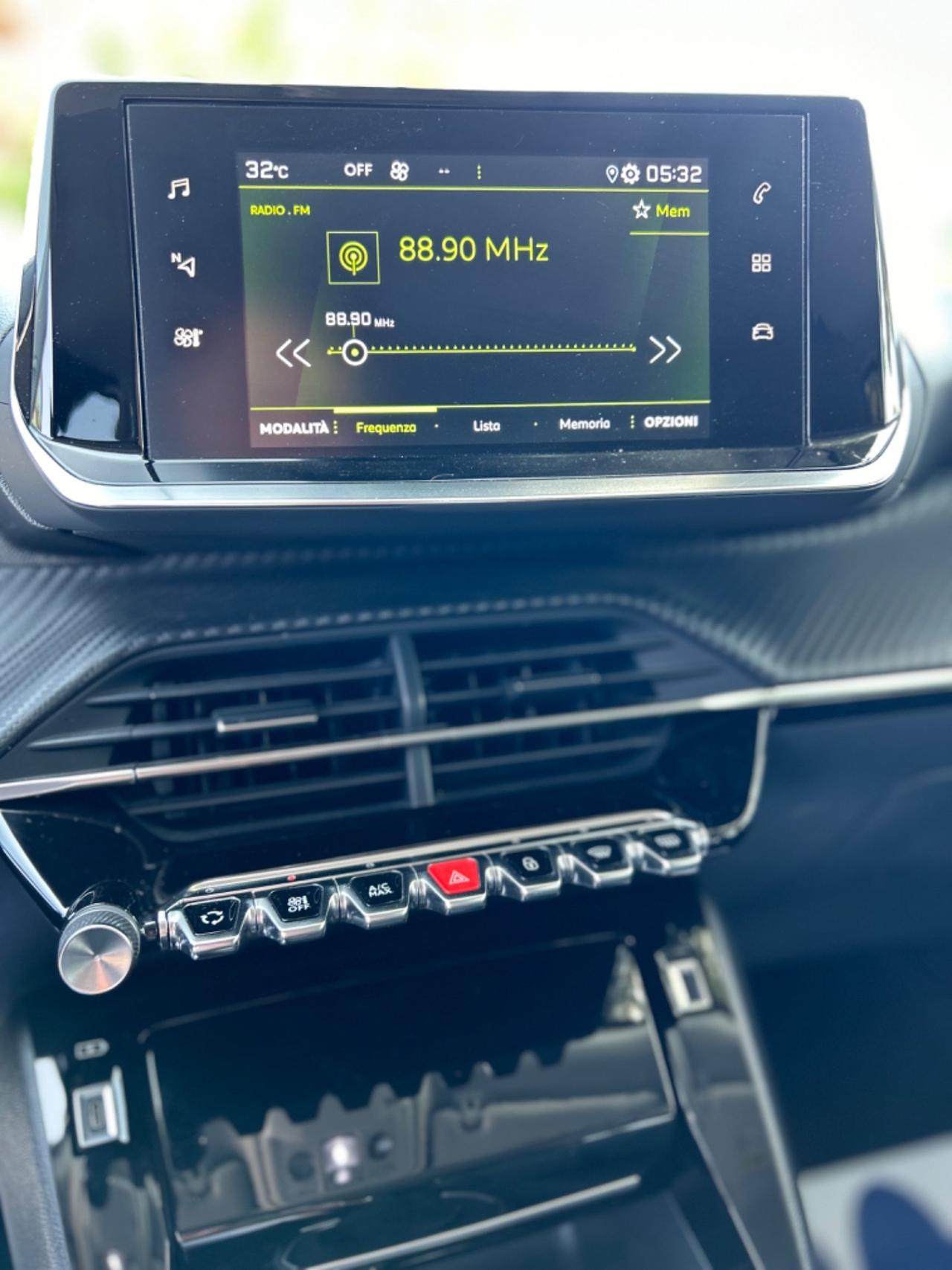 Peugeot 2008 BlueHDi 110cv Allure