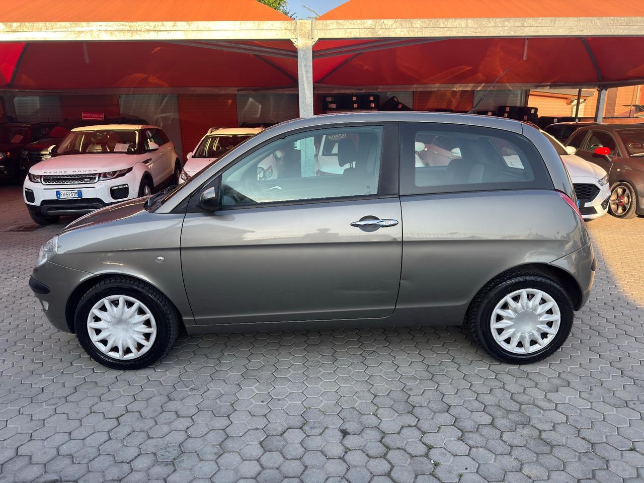 Lancia Ypsilon ADATTA A NEOPATENTATI 1.2 16V Argento