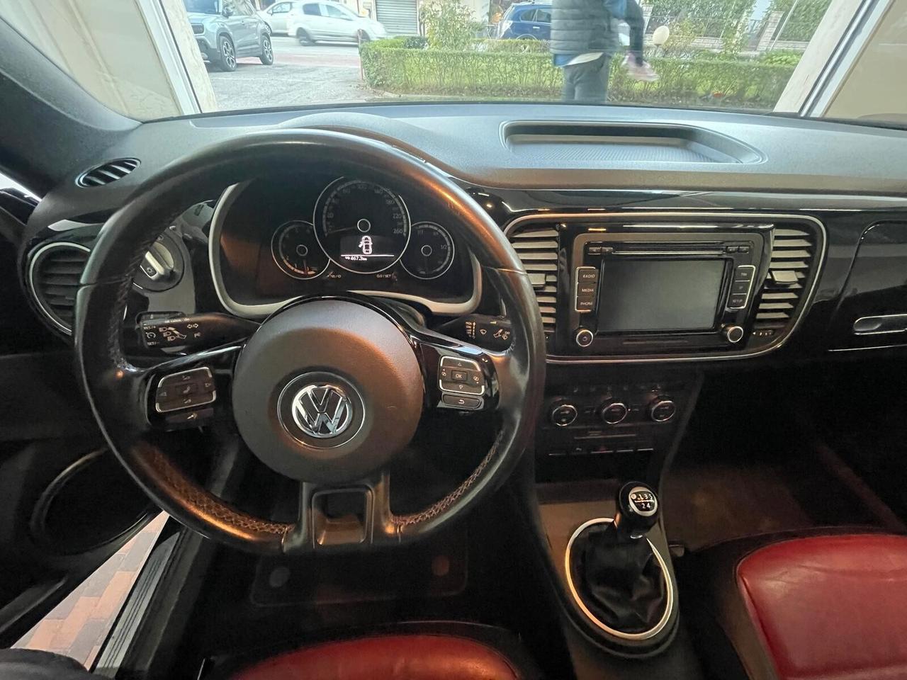 Volkswagen Maggiolino Cabrio 1.6 TDI Design